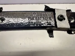 Петля крышки багажника Volkswagen Touareg, 2007 г.
