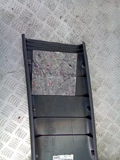 Обшивка стойки центральной правой Audi A6, 2005 г.