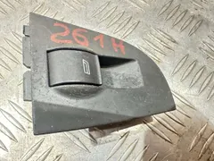 Кнопка стеклоподъемника Audi A6, 2001 г.