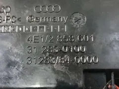 Бардачок Audi A8, 2007 г.