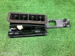 Дефлектор обдува салона Audi A6, 2005 г.