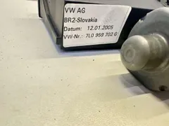 Моторчик стеклоподъемника передний правый Volkswagen Touareg, 2004 г.