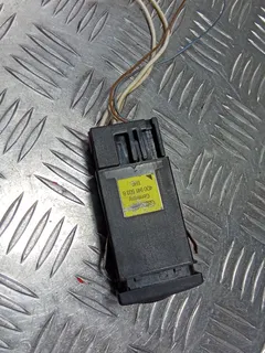 Кнопка подогрева заднего стекла Audi A4, 1999 г.