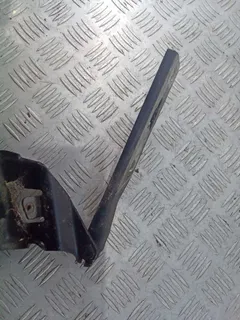 Петля капота левая Audi A5, 2008 г.