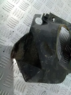 Пыльник рулевой рейки Audi A6, 2004 г.