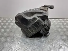 Корпус воздушного фильтра Volkswagen Passat, 2003 г.