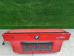 Обшивка багажника BMW 3 серии, 1990 г.