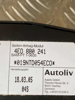 Подушка безопасности боковая (в сиденье) Audi A8, 2005 г.