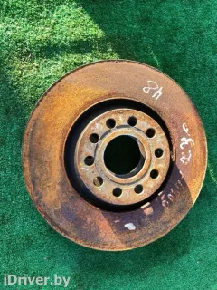 Диск тормозной передний Volkswagen Passat, 2001 г.