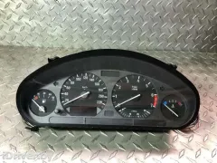 Щиток приборов (приборная панель) BMW 3 серии, 1990 г.