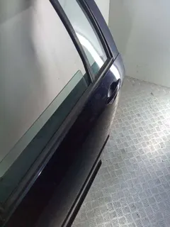 Дверь задняя левая Volkswagen Golf, 1999 г.