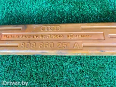 Знак аварийной остановки Audi A6, 2001 г.
