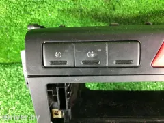 Кнопка противотуманных фар Audi A4, 1999 г.