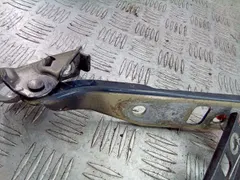 Петля капота Volkswagen Golf, 1999 г.