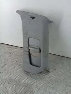 Обшивка стойки задней правой Volkswagen Touareg, 2008 г.