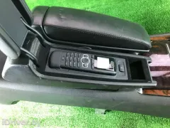 Подлокотник Audi A8, 2004 г.