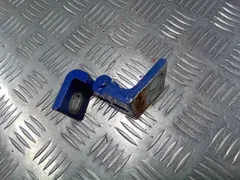 Петля двери передней правой Volkswagen Transporter, 2001 г.