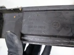 Дефлектор радиатора Audi A4, 2000 г.