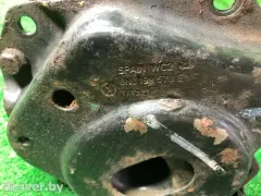 Подушка крепления КПП Volkswagen Polo, 1999 г.