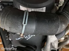 Патрубок воздушного фильтра Volkswagen Sharan, 2003 г.