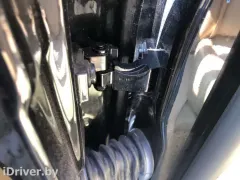Петля двери задней левой Volkswagen Passat, 2002 г.