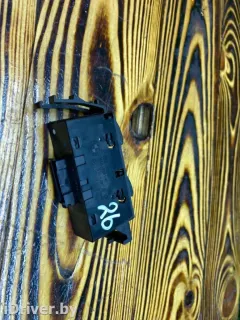 Кнопка стеклоподъемника BMW 3 серии, 1999 г.