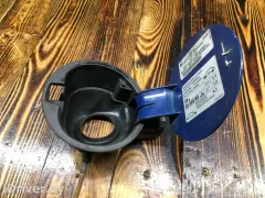 Лючок топливного бака Volkswagen Touran, 2005 г.