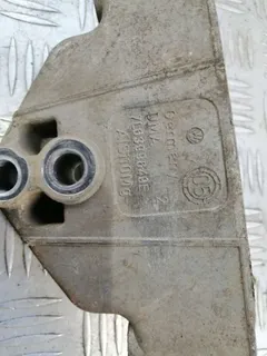 Кронштейн КПП Volkswagen Touareg, 2006 г.
