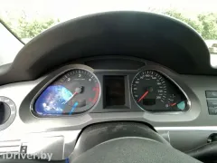 Щиток приборов (приборная панель) Audi A6, 2005 г.