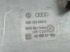 Пластик моторного отсека Audi A6, 2000 г.