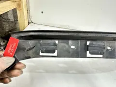 Кронштейн крепления бампера заднего Volkswagen Golf, 2000 г.
