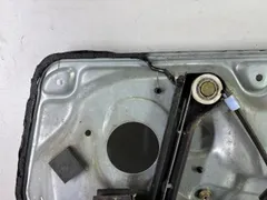 Стеклоподъемник электрический передний левый Volkswagen Passat, 2002 г.