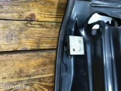 Петля двери задней правой Volkswagen Touareg, 2005 г.