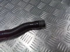 Патрубок воздушного фильтра Volkswagen Passat, 2004 г.