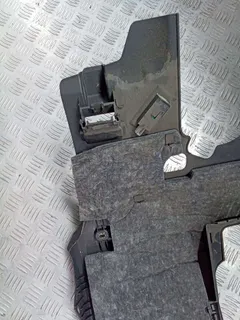 Накладка декоративная на торпедо Audi A4, 2009 г.