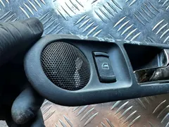 Ручка внутренняя задняя правая Volkswagen Passat, 2001 г.