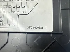 Накладка декоративная на торпедо Skoda Superb, 2010 г.