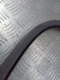 Уплотнитель двери передней правой Audi A4, 2006 г.