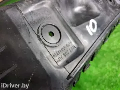 Кронштейн крепления бампера заднего Audi A6, 2002 г.