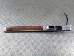 Молдинг двери передней левой Volkswagen Touareg, 2007 г.