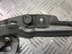 Петля крышки багажника Audi A4, 2000 г.