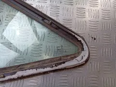 Стекло кузовное боковое правое Volkswagen Passat, 1989 г.