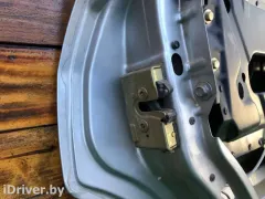 Замок двери задней левой Audi 80, 1989 г.