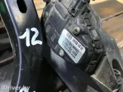 Узел педальный (блок педалей) Volkswagen Passat, 2001 г.