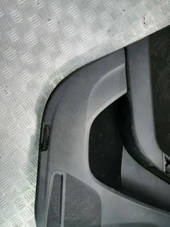 Обшивка двери задней левой (дверная карта) Volkswagen Passat, 2011 г.