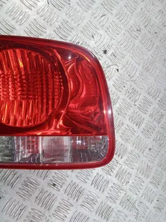 Фонарь крышки багажника левый Volkswagen Touareg, 2005 г.