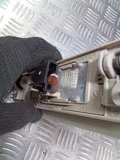 Ручка внутренняя потолочная Audi A6, 1995 г.