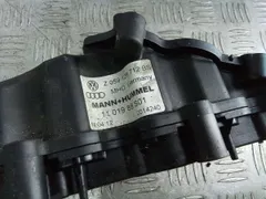 Коллектор впускной Audi A4, 2009 г.