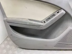 Обшивка двери передней левой (дверная карта) Audi A4, 2009 г.