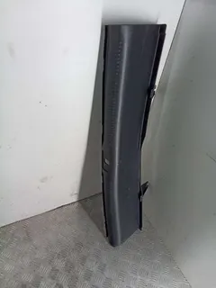 Накладка внутренняя на заднюю панель кузова Audi A5, 2008 г.